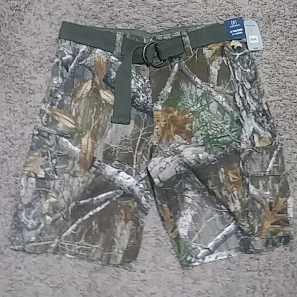 Men's Belted Cargo Short NWT Size 38